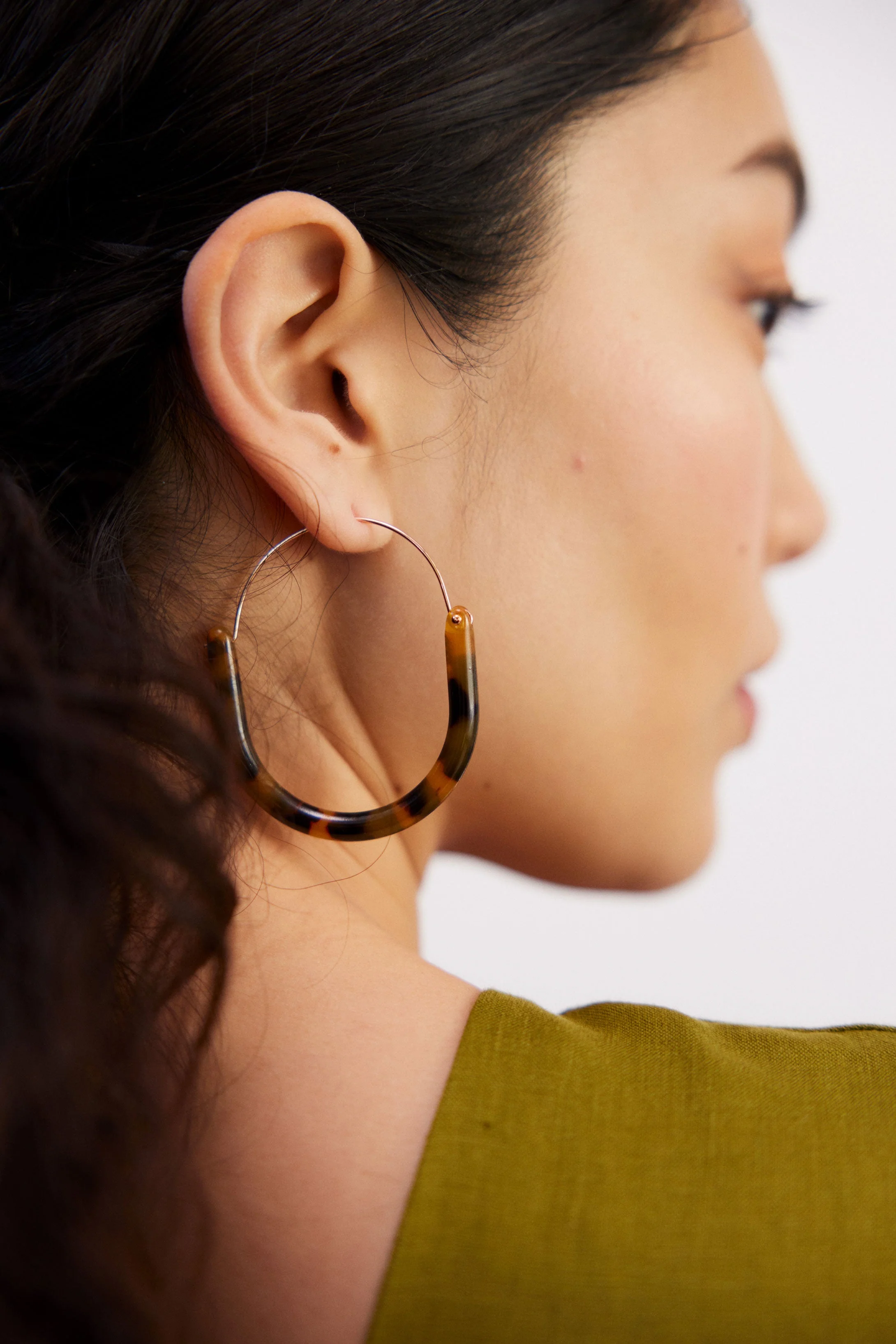 Aki Hoop Earring - Image 7