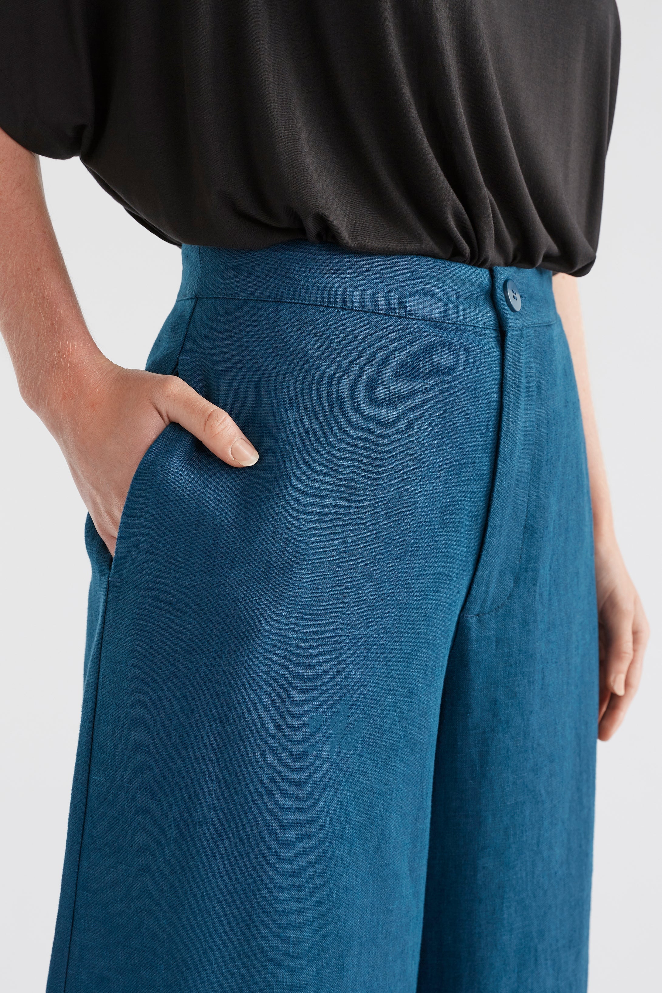 Anneli Linen Pant - Image 12