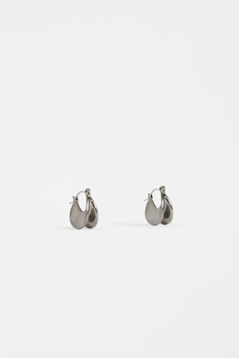 Apenn Small Hoop Earring - Image 2