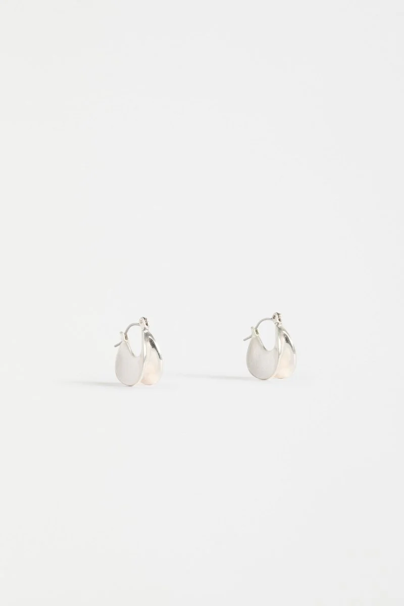 Apenn Small Hoop Earring - Image 5