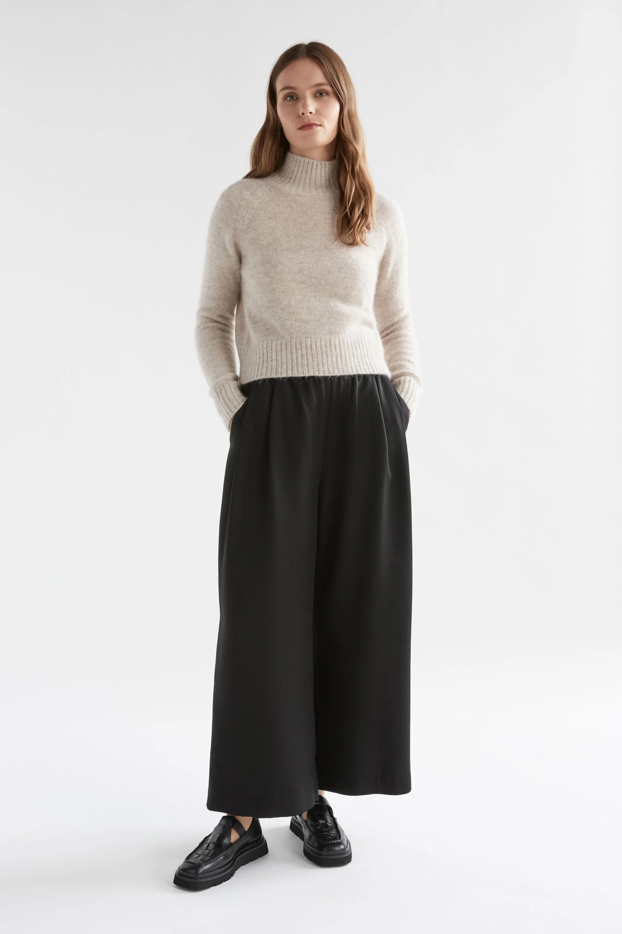 Enka Sweater - Image 11