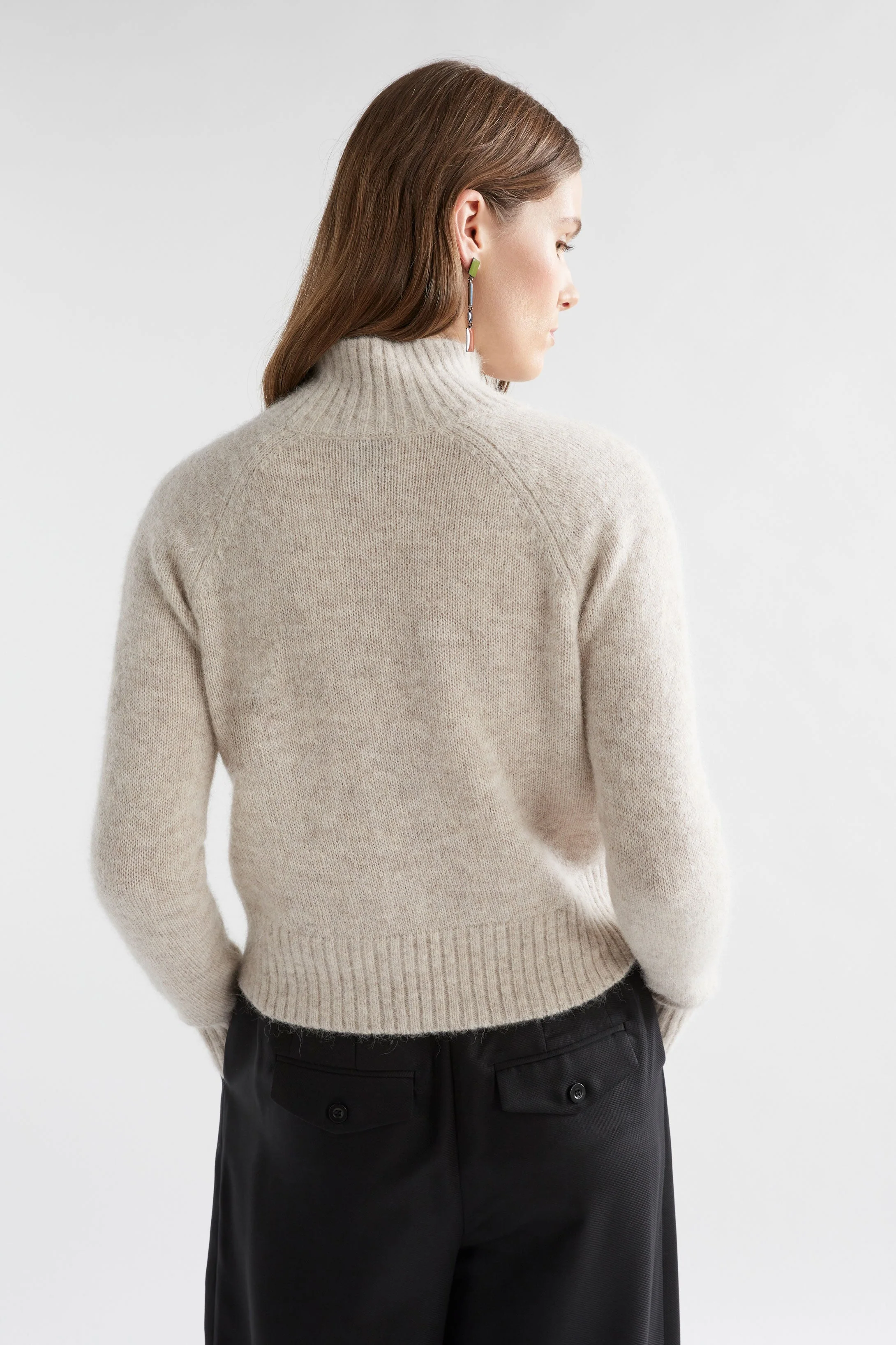 Enka Sweater - Image 12