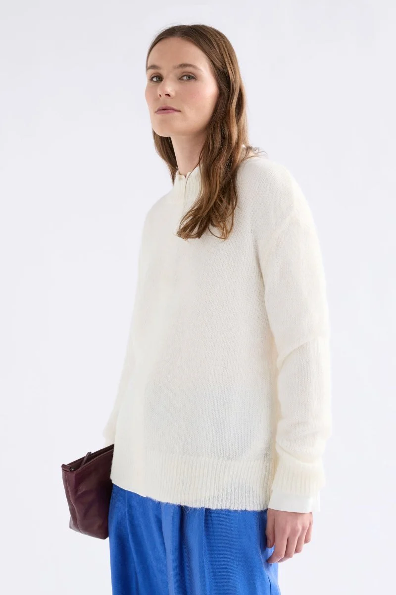 Fjer Sweater Off White