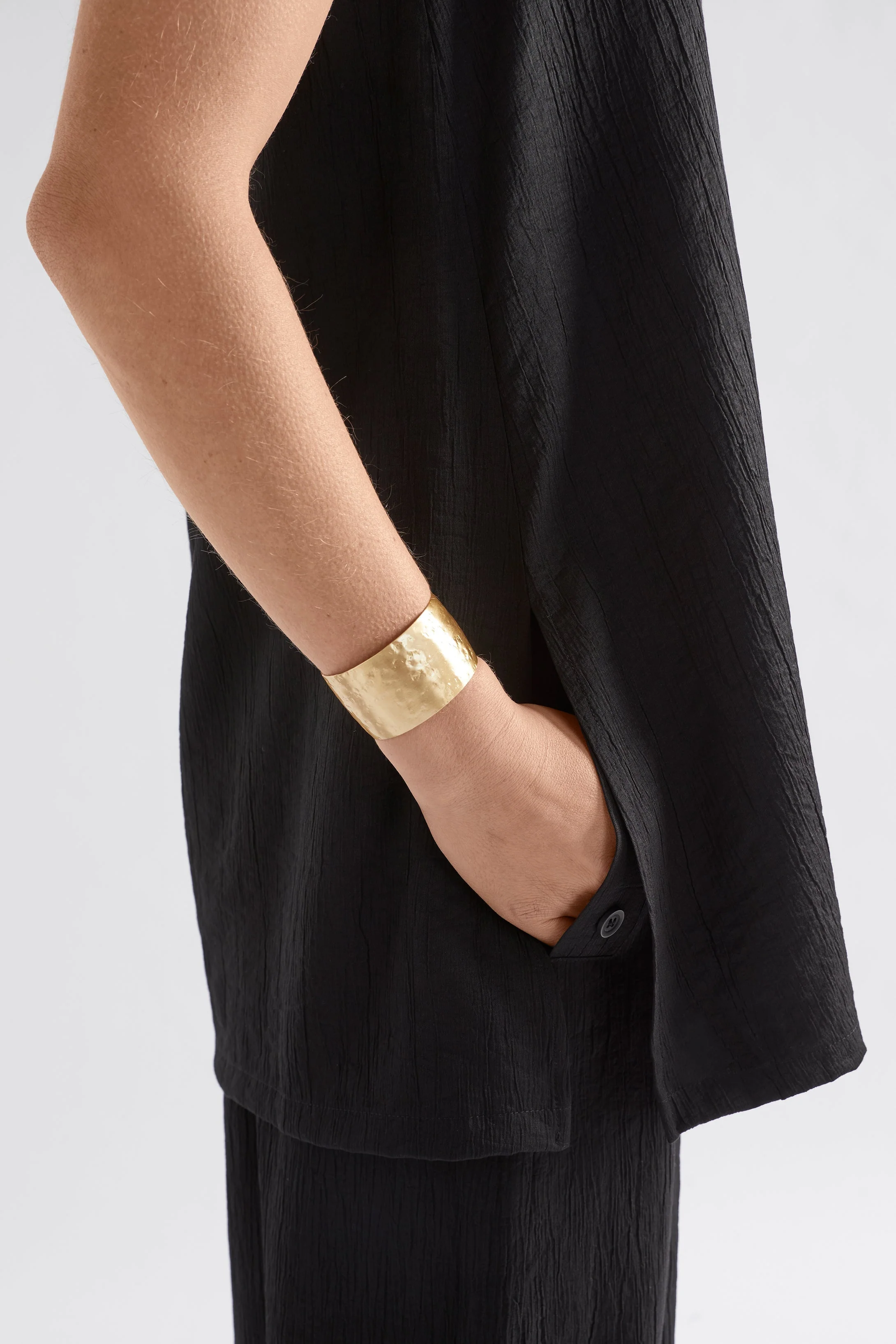 Gild Cuff Bangle - Image 4