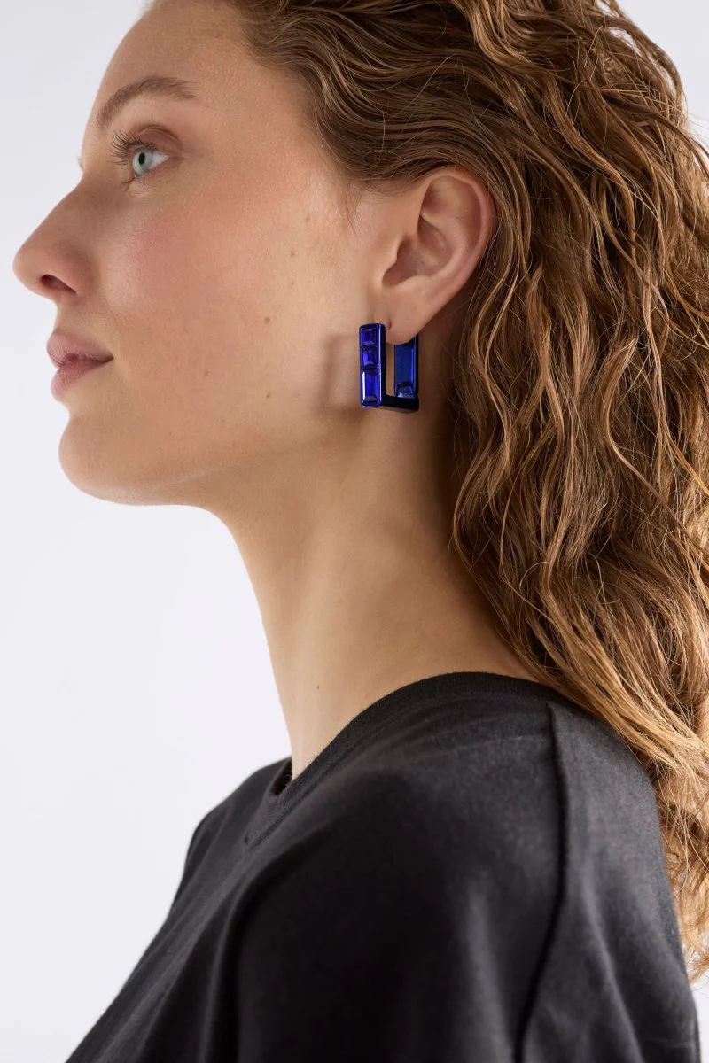 Jilsa Small Hoop Earring - Image 5