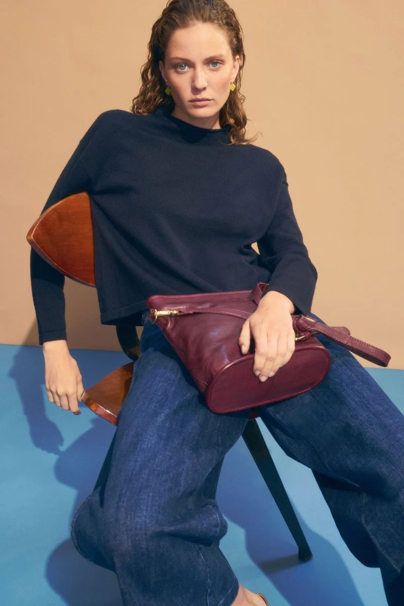 Kolvi Crossbody Bag - Image 3