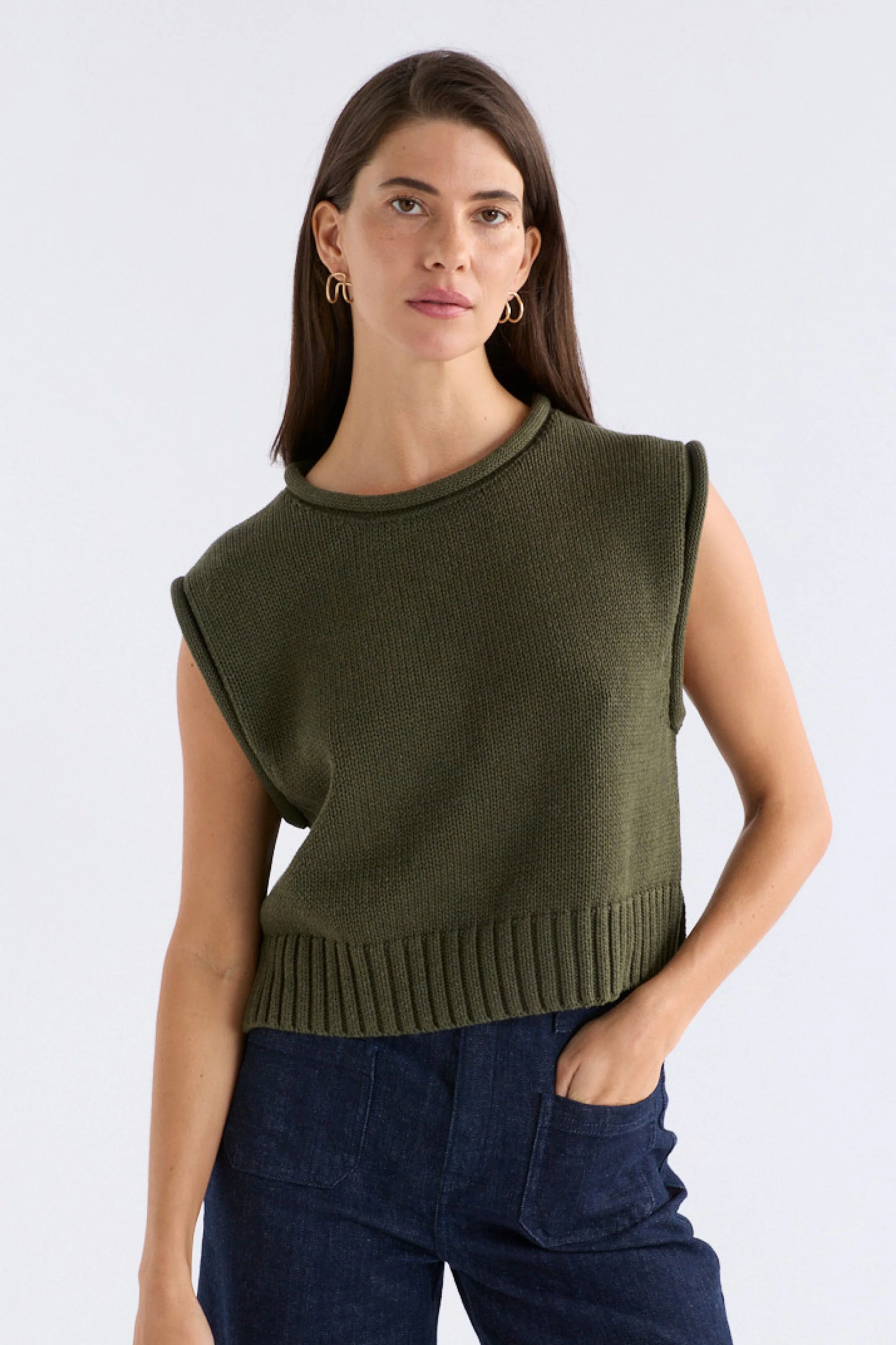 Lunel Knit Vest - Image 10