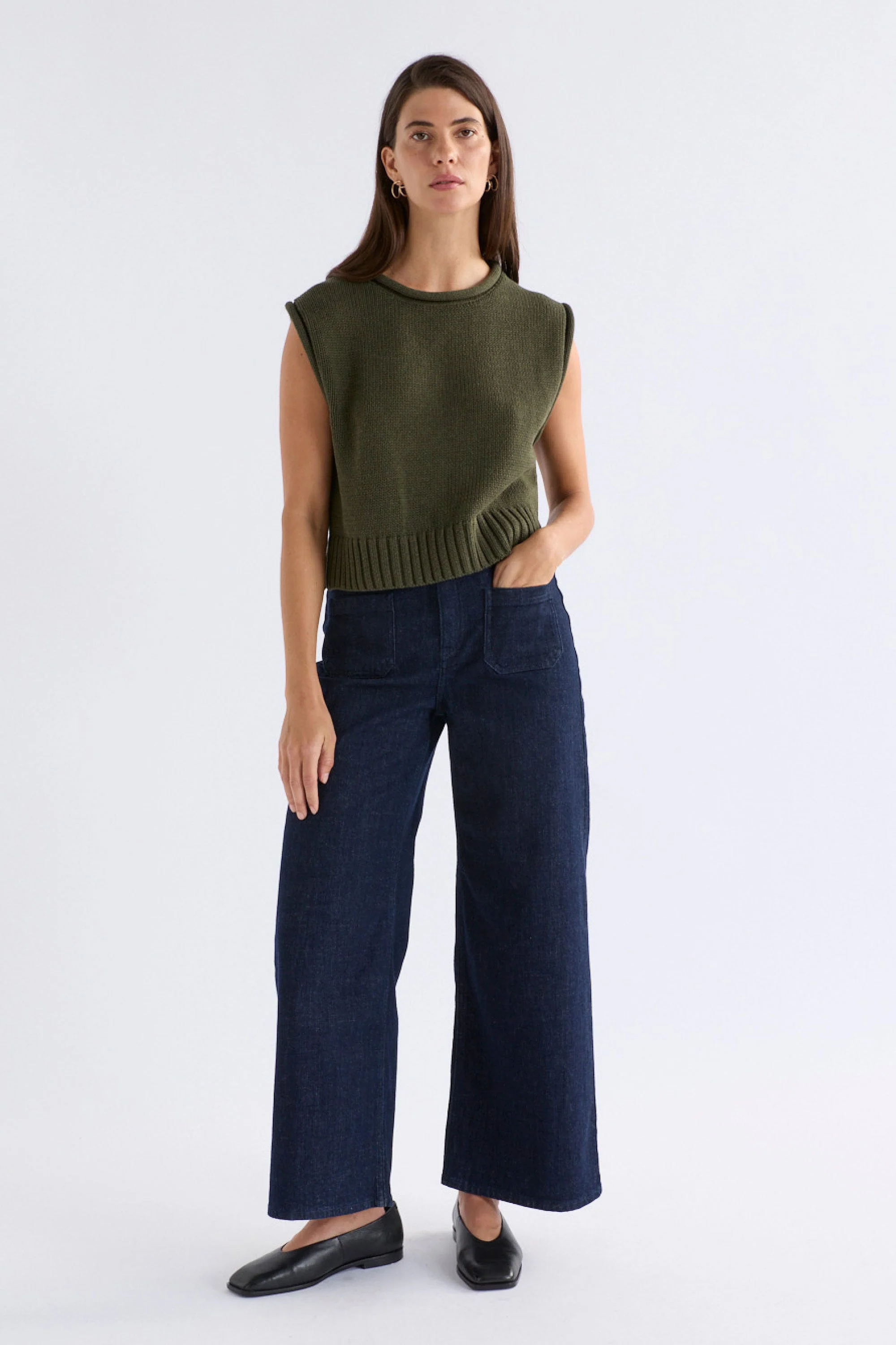 Lunel Knit Vest - Image 11