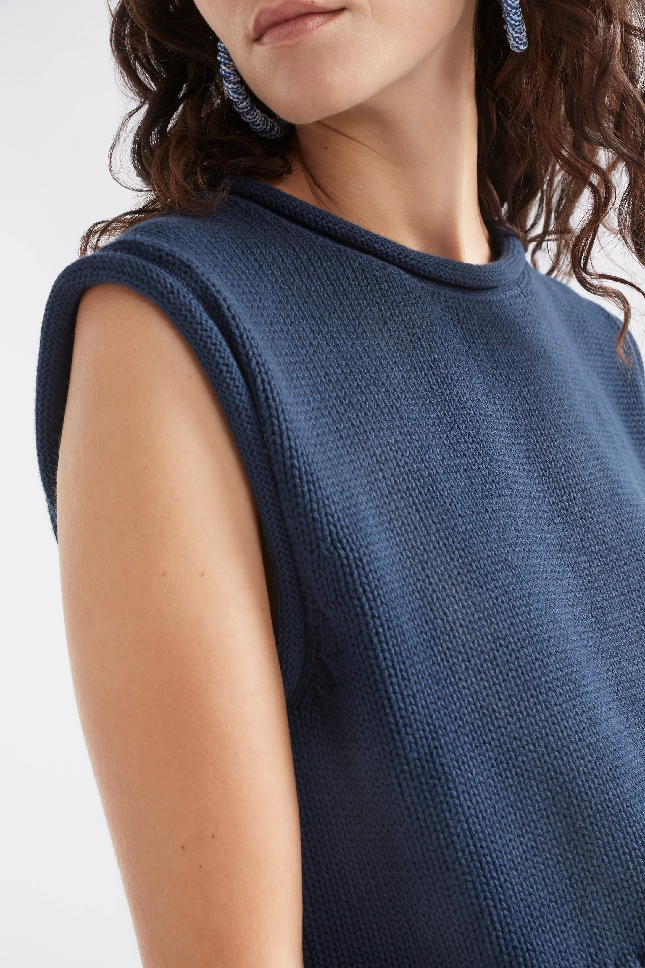 Lunel Knit Vest - Image 22