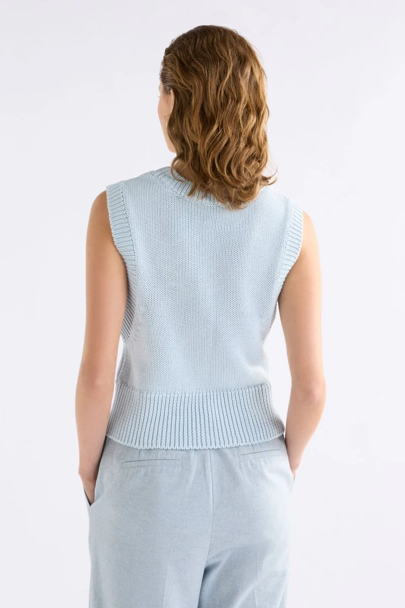 Mikkel Vest Pearl Blue - Image 6