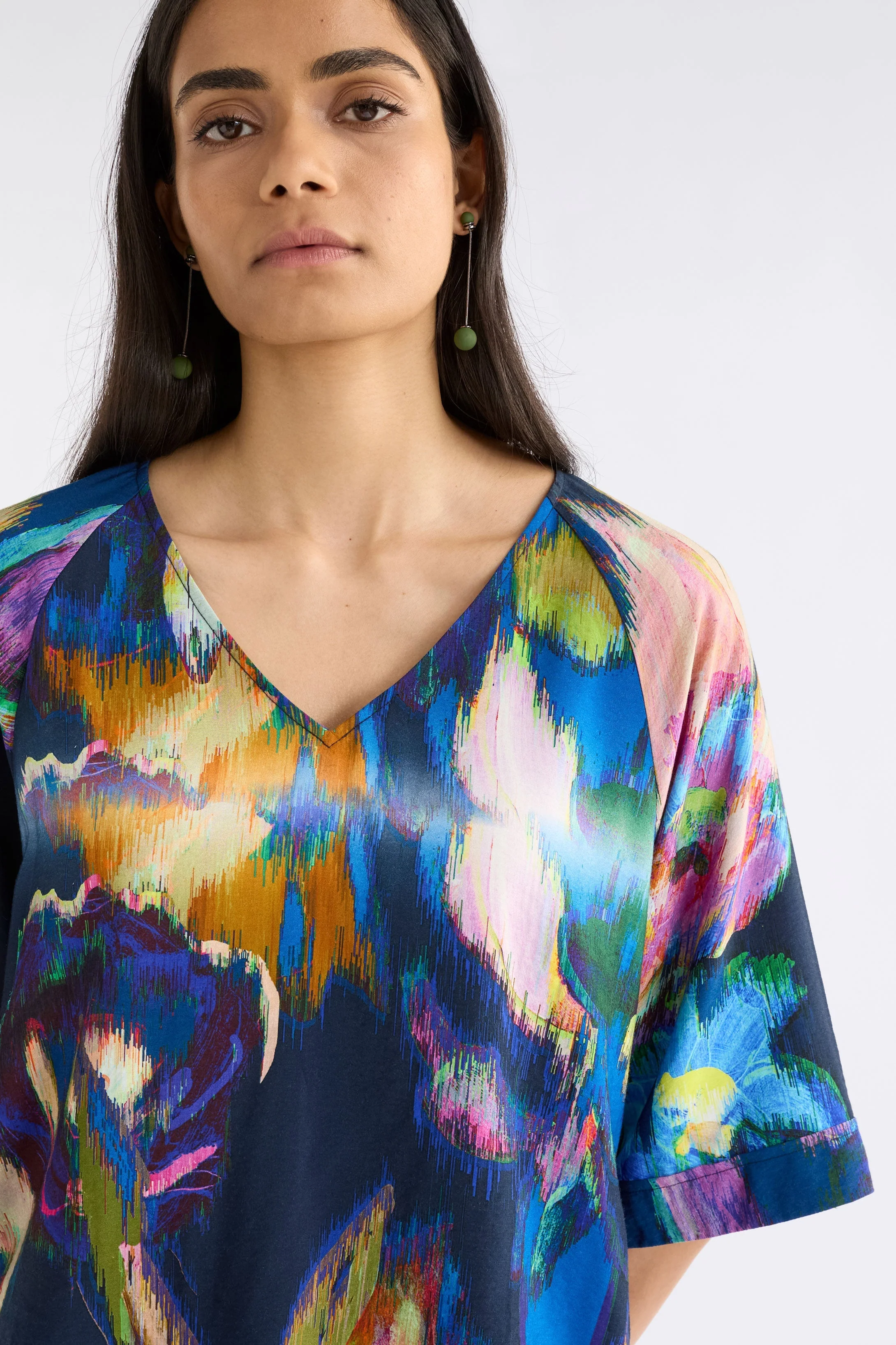 Moda V Neck Top - Image 3