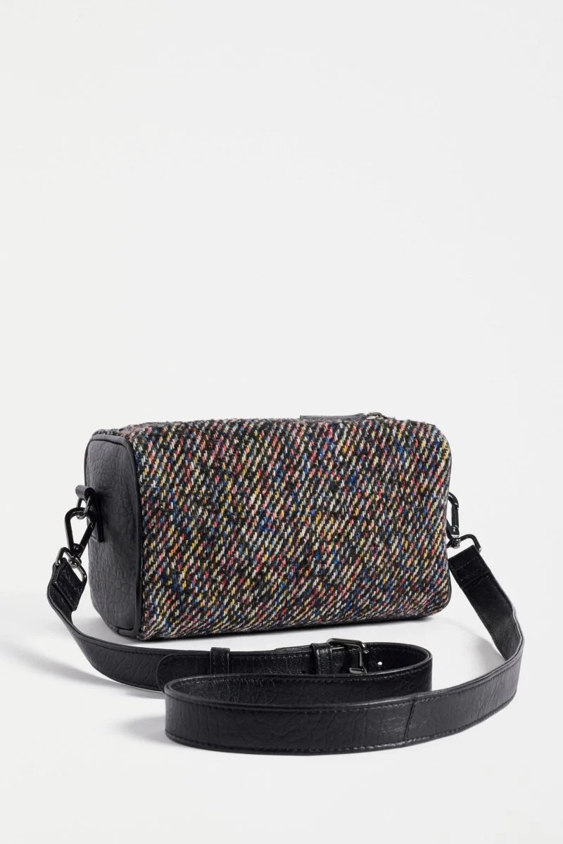 Nelas Small Crossbody Bag - Image 2