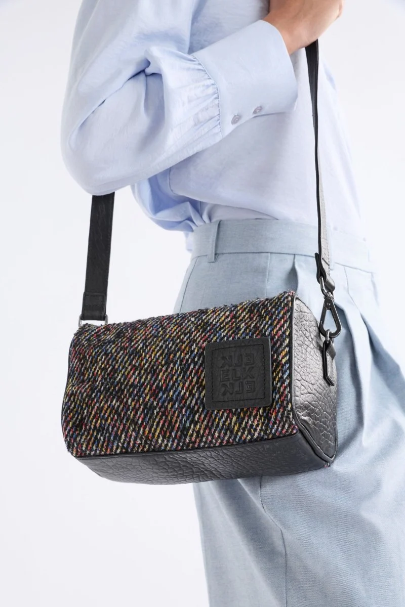 Nelas Small Crossbody Bag - Image 3