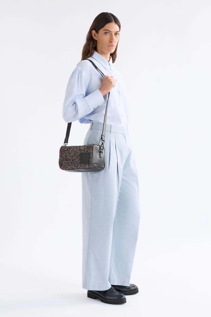 Nelas Small Crossbody Bag - Image 5