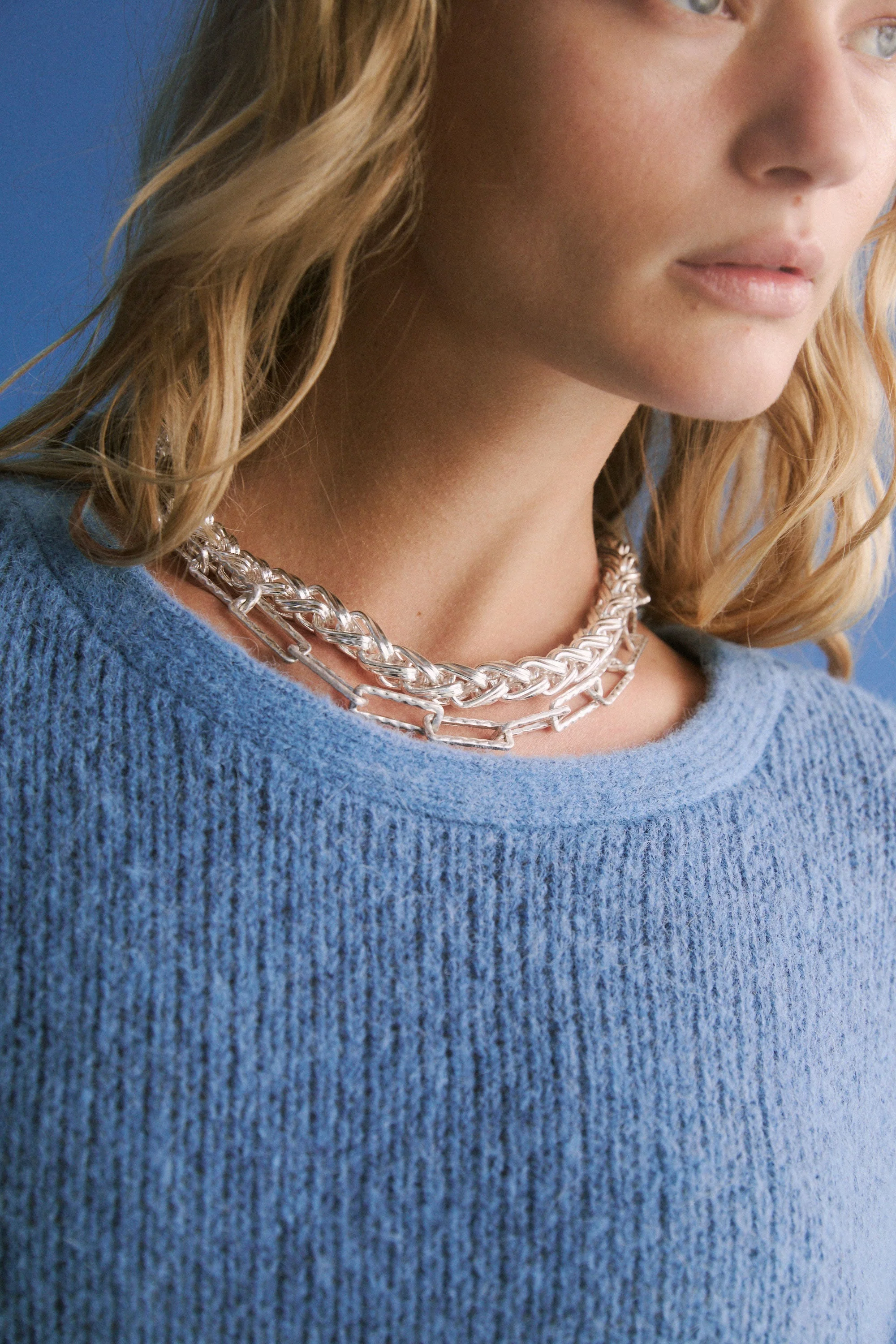 Ringva Necklace - Image 3