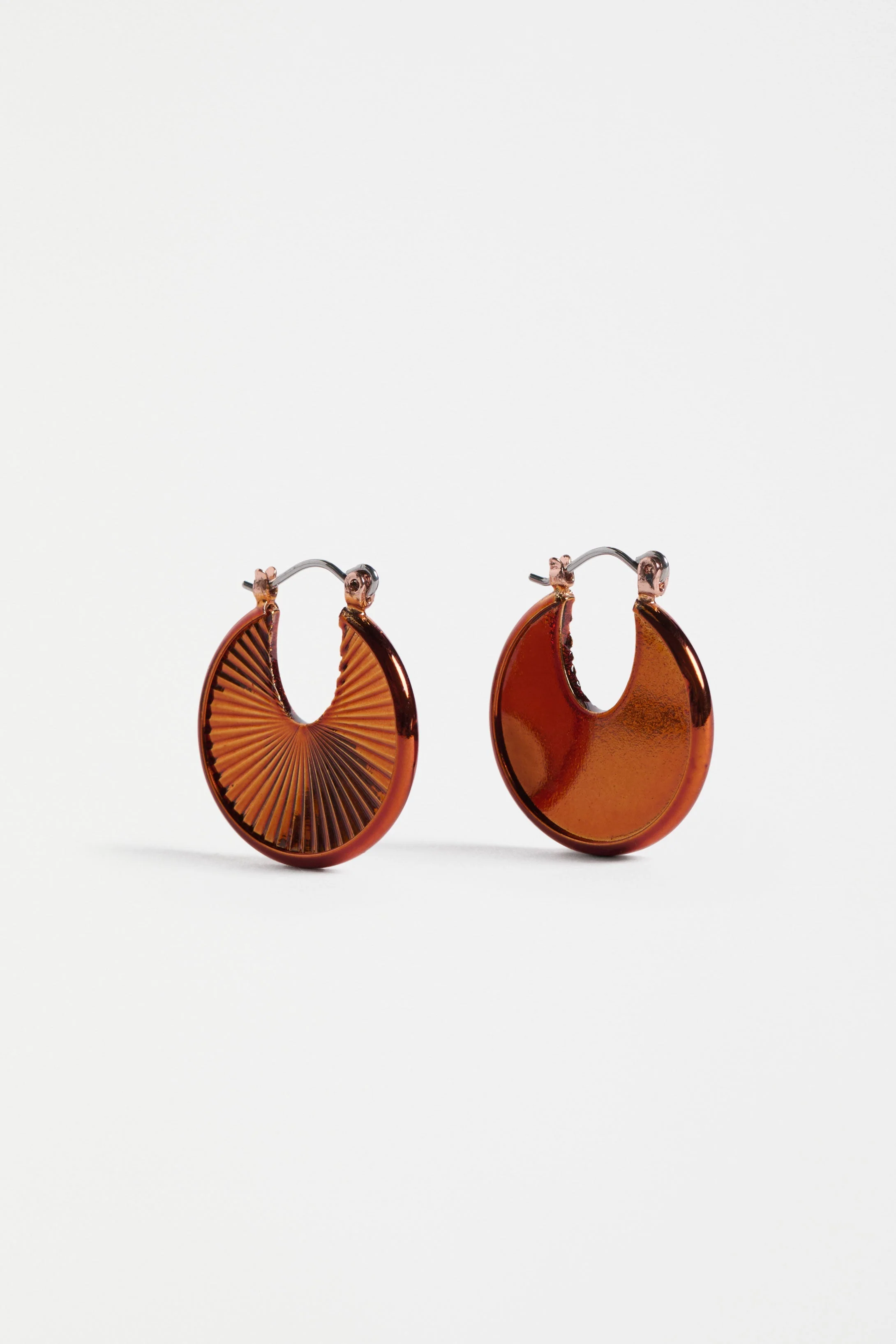 Saku Hoop Earring - Image 4