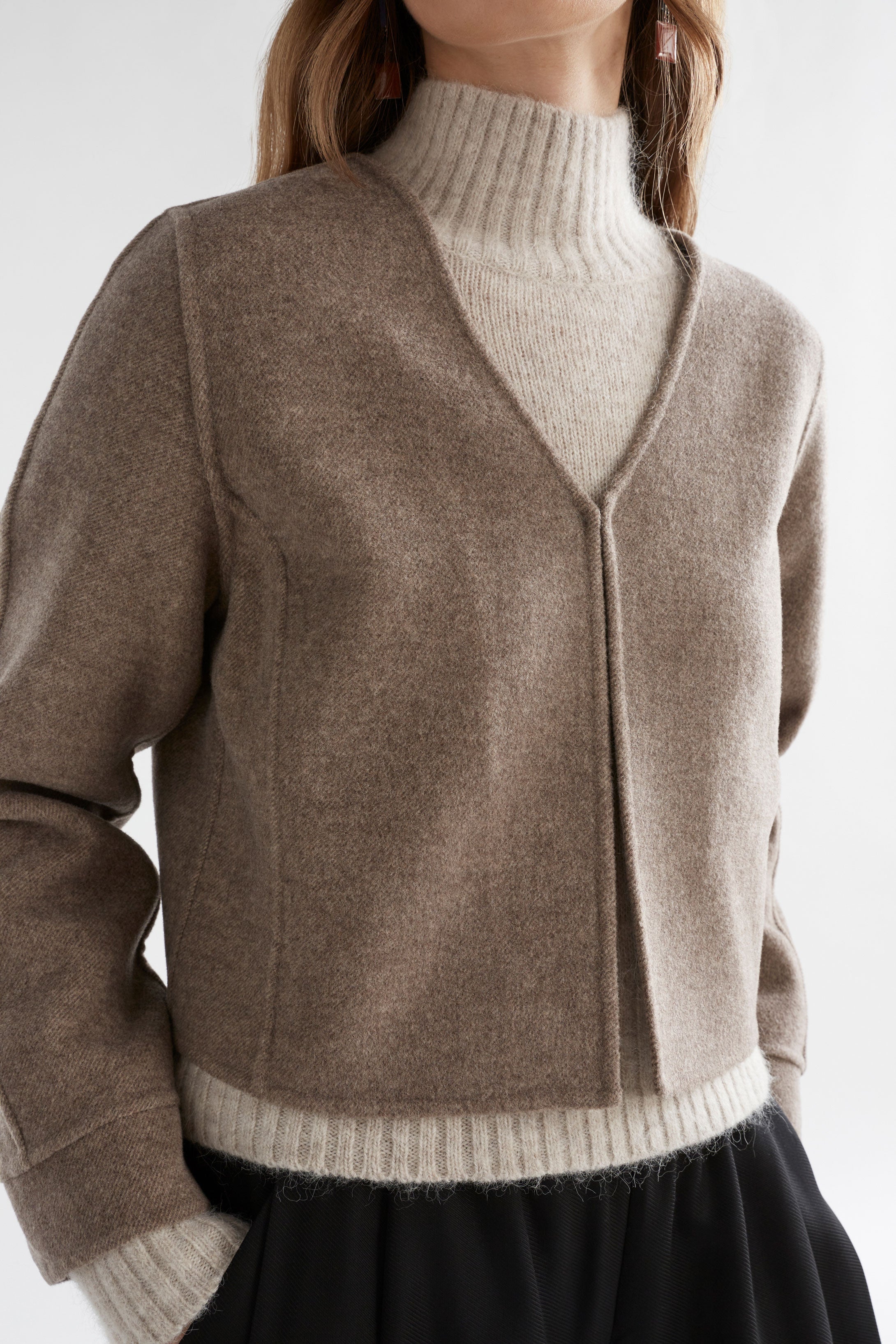 Sesa Jacket - Image 4