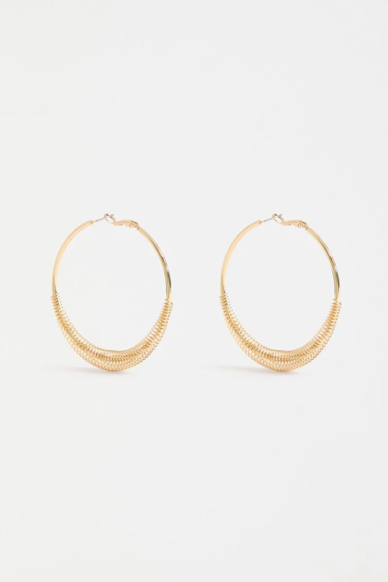 Solf Metallic Hoop Earring