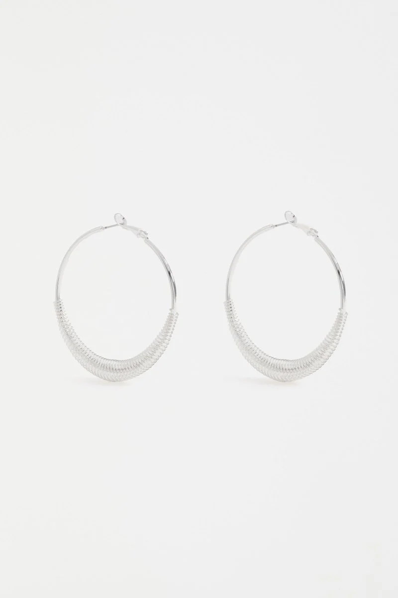 Solf Metallic Hoop Earring - Image 2