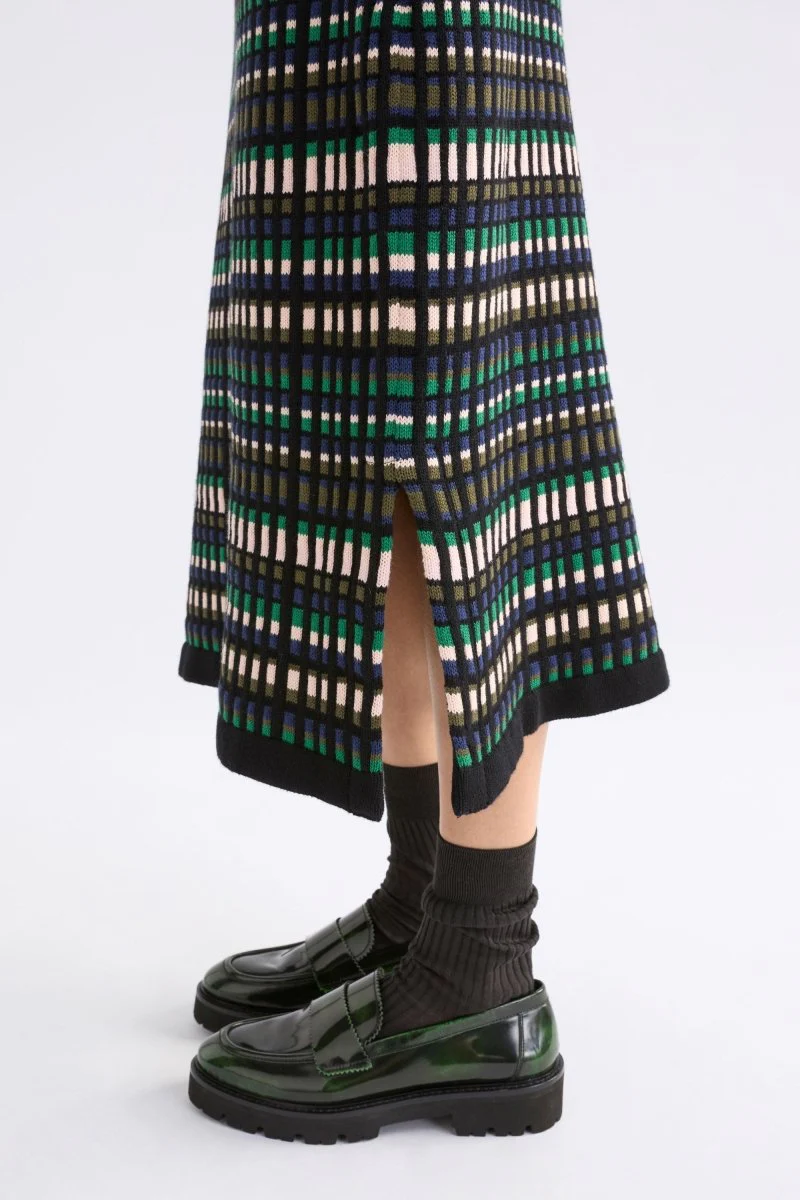 Svea Organic Knit Skirt - Image 5