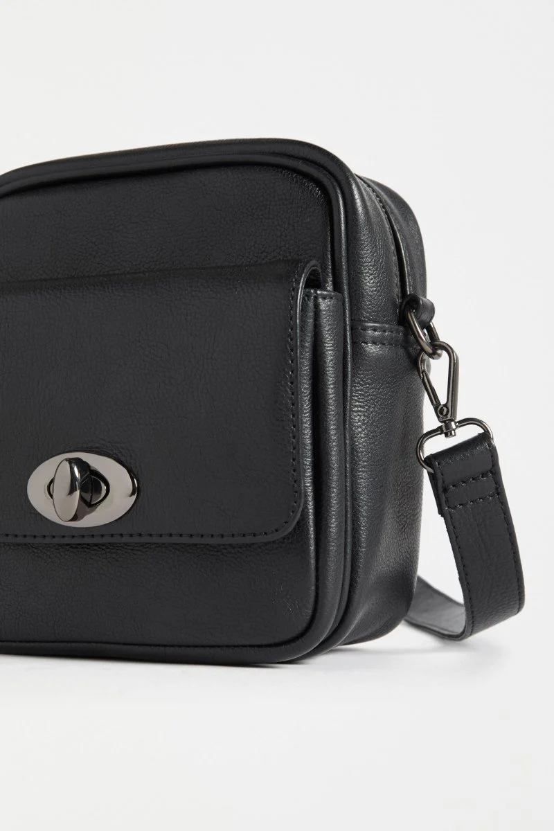 Sylle Crossbody Bag - Image 12