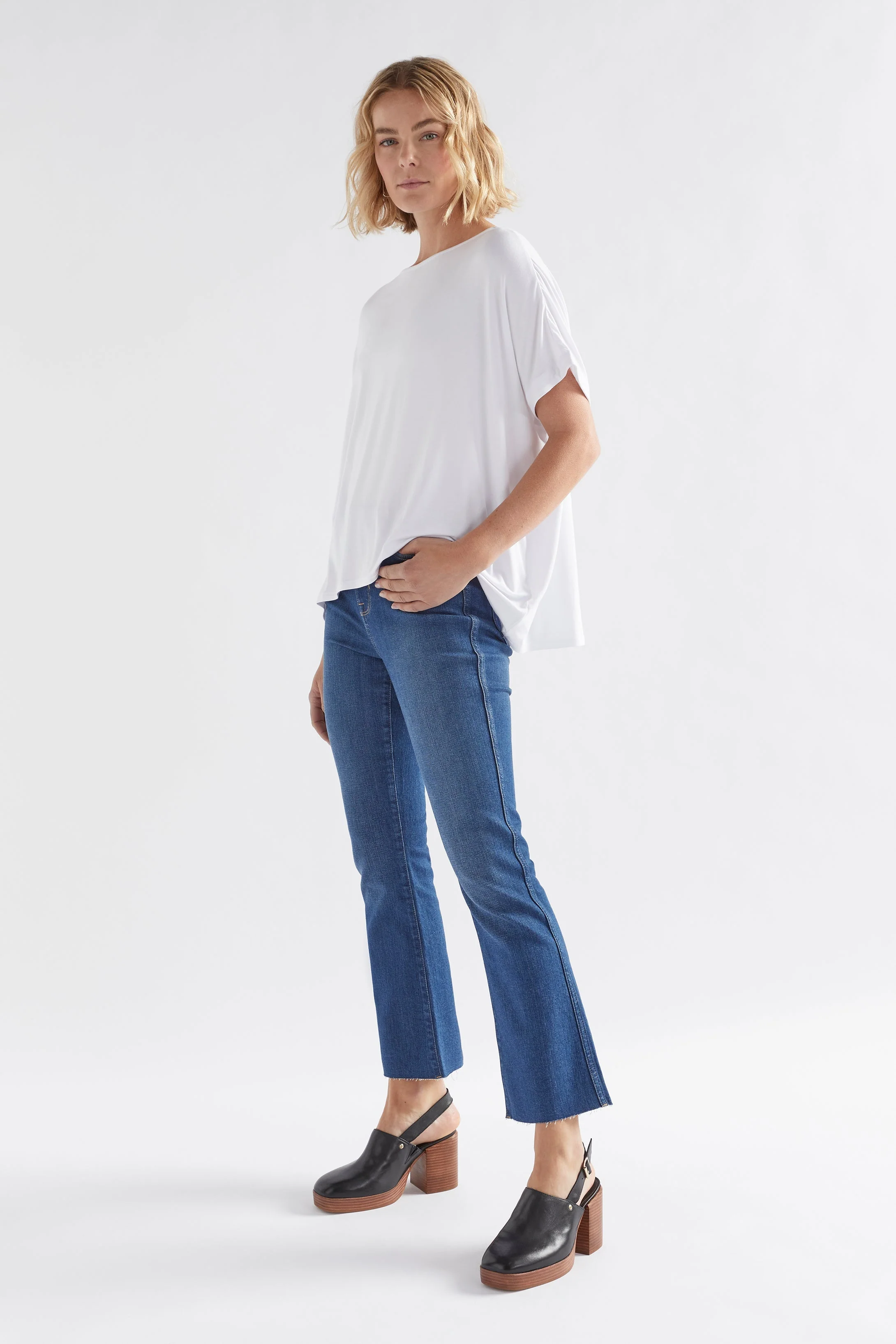 Telse Tshirt - Image 8