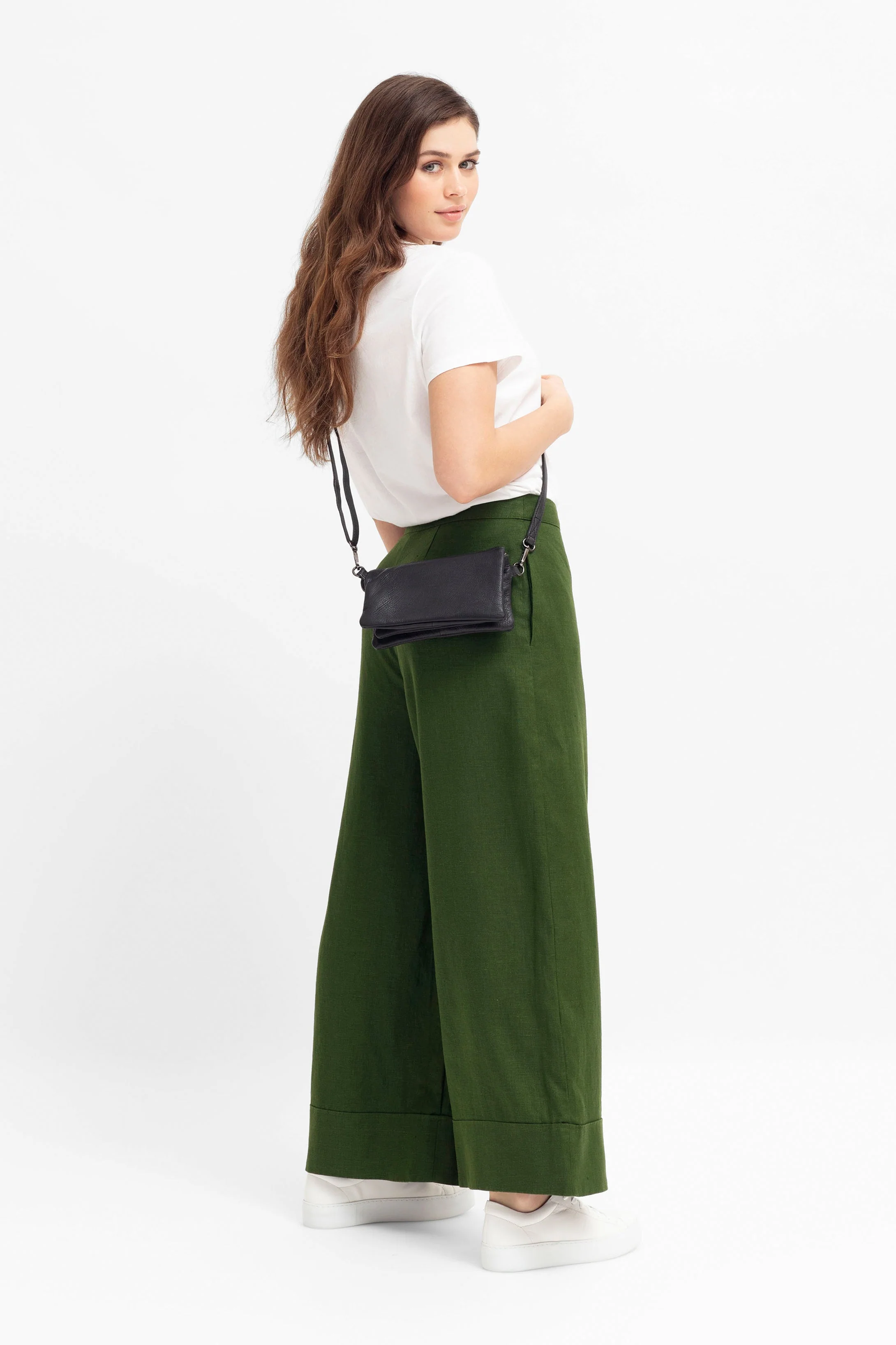 Triple City Leather Bag - Image 4