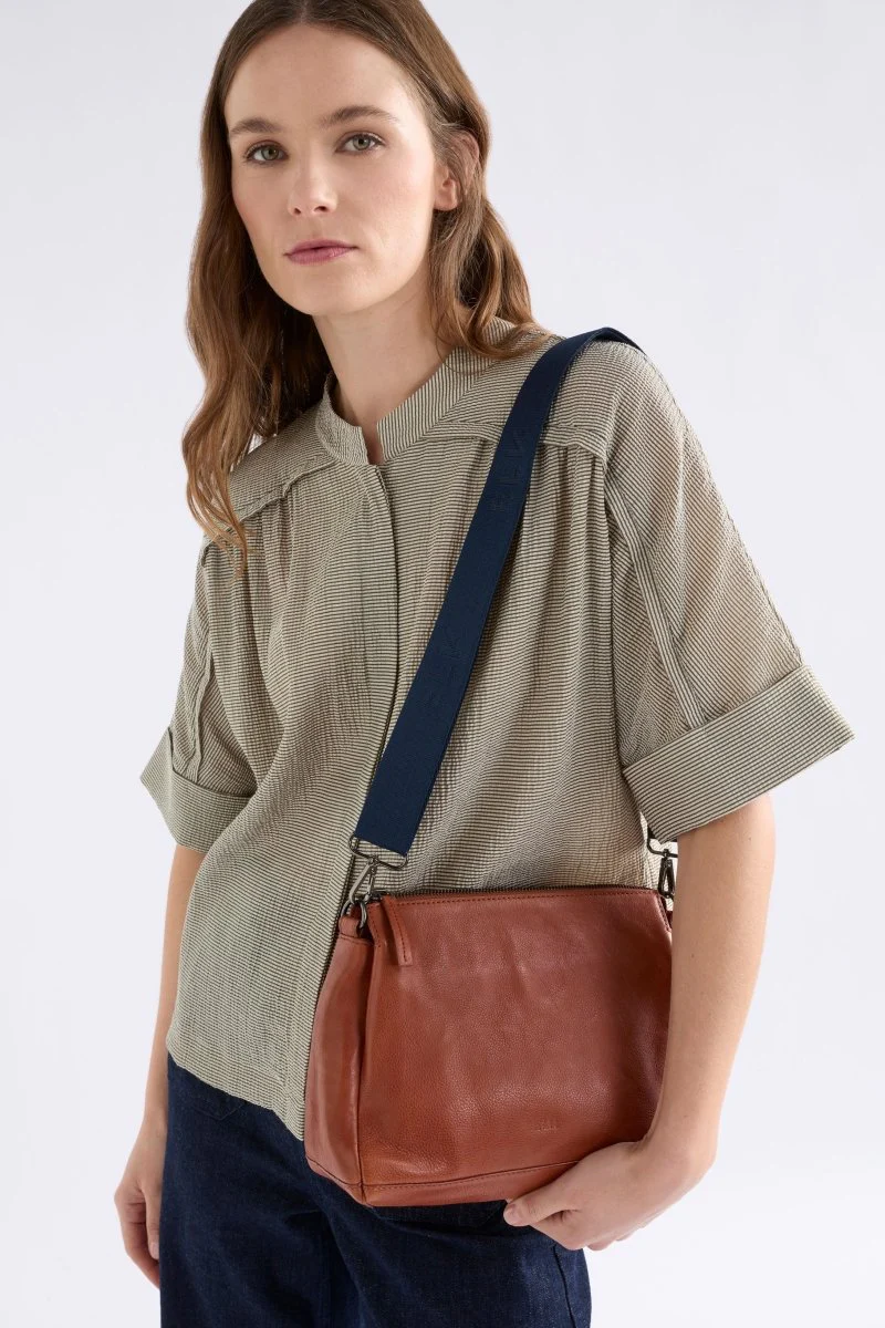 Veni Crossbody Bag - Image 3