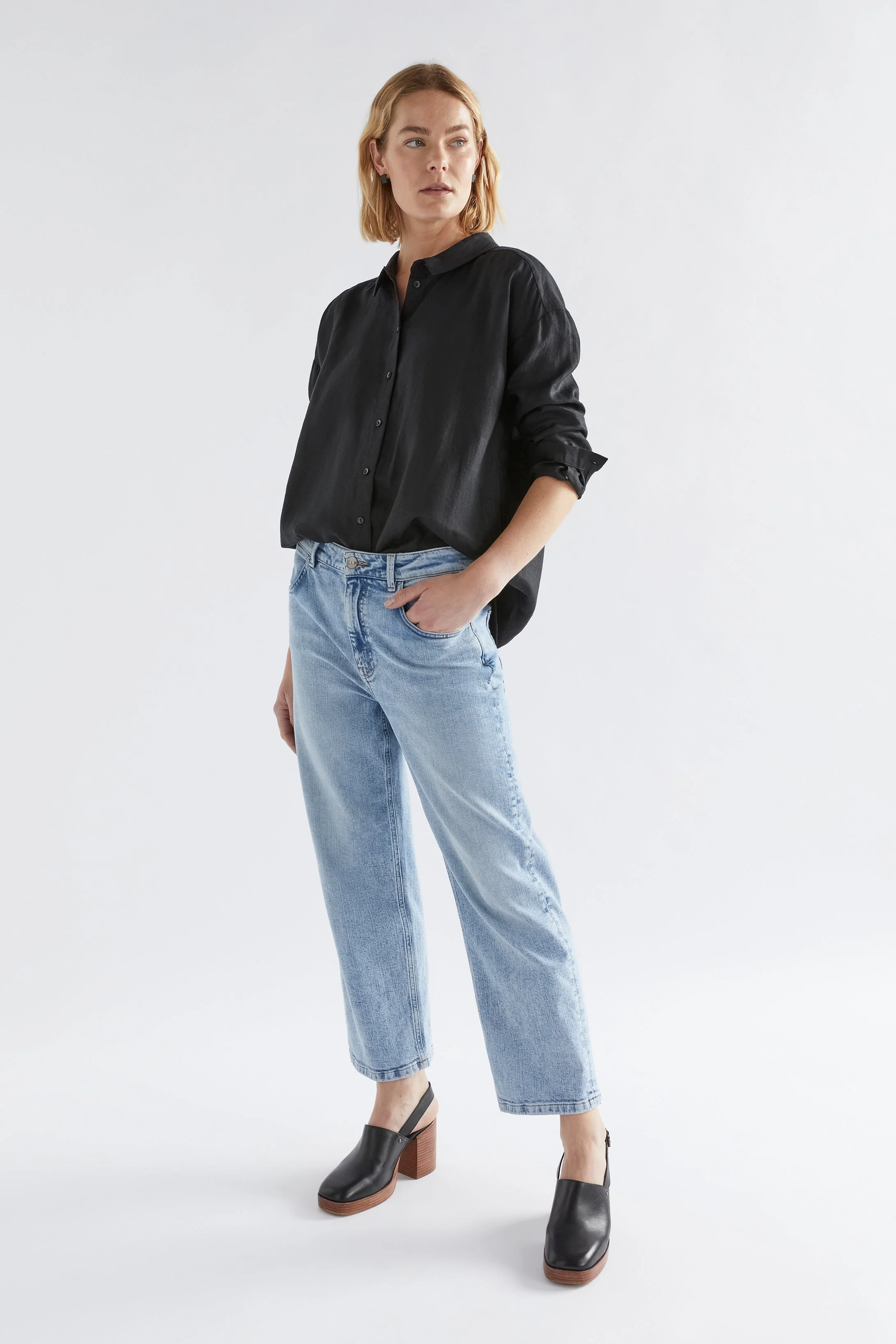 Yenna Linen Shirt - Image 12