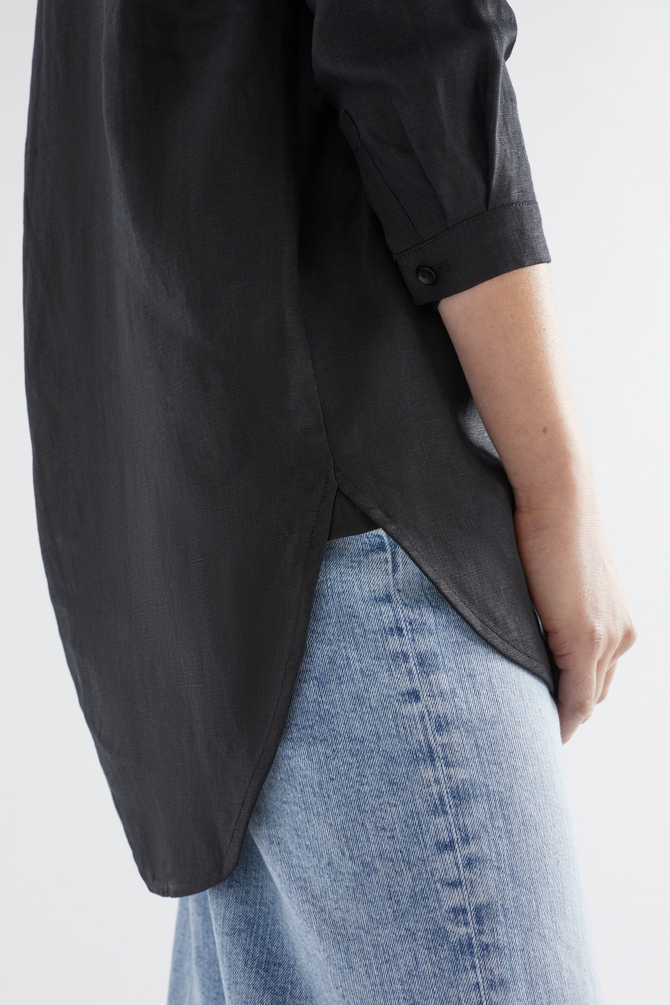 Yenna Linen Shirt - Image 13
